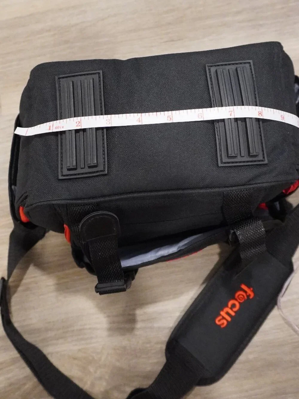 Focus Deluxe SLR Photo/Video Medium Camera Accessory Kit Case